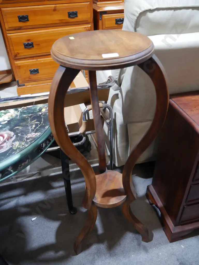 Plant stand Image 1++