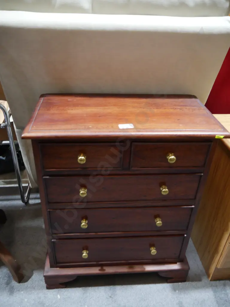 Small chest drawers Image 1++