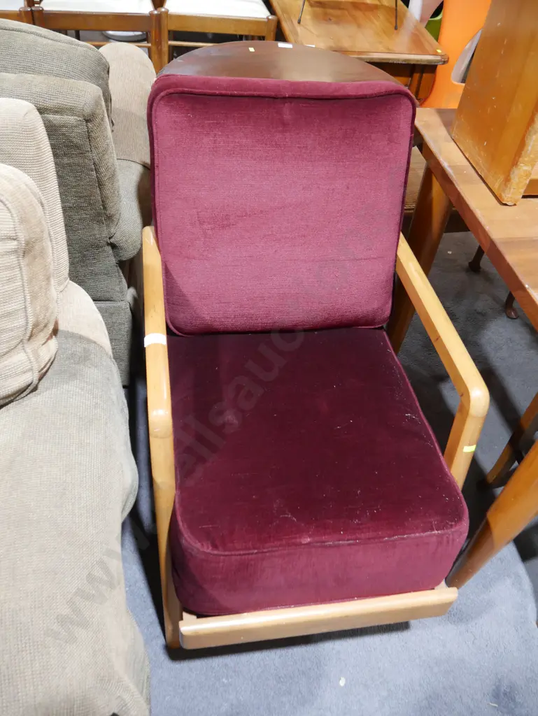 Arm chair Image 1++