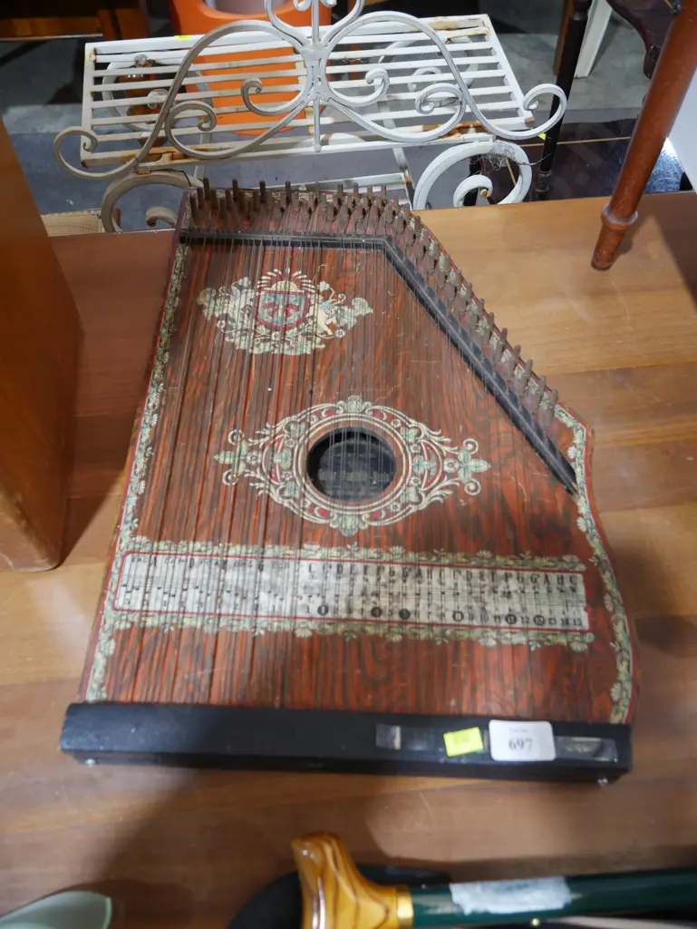 Zither Image 1++