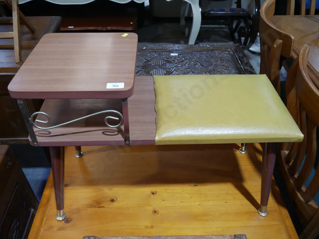 Telephone seat Image 1++