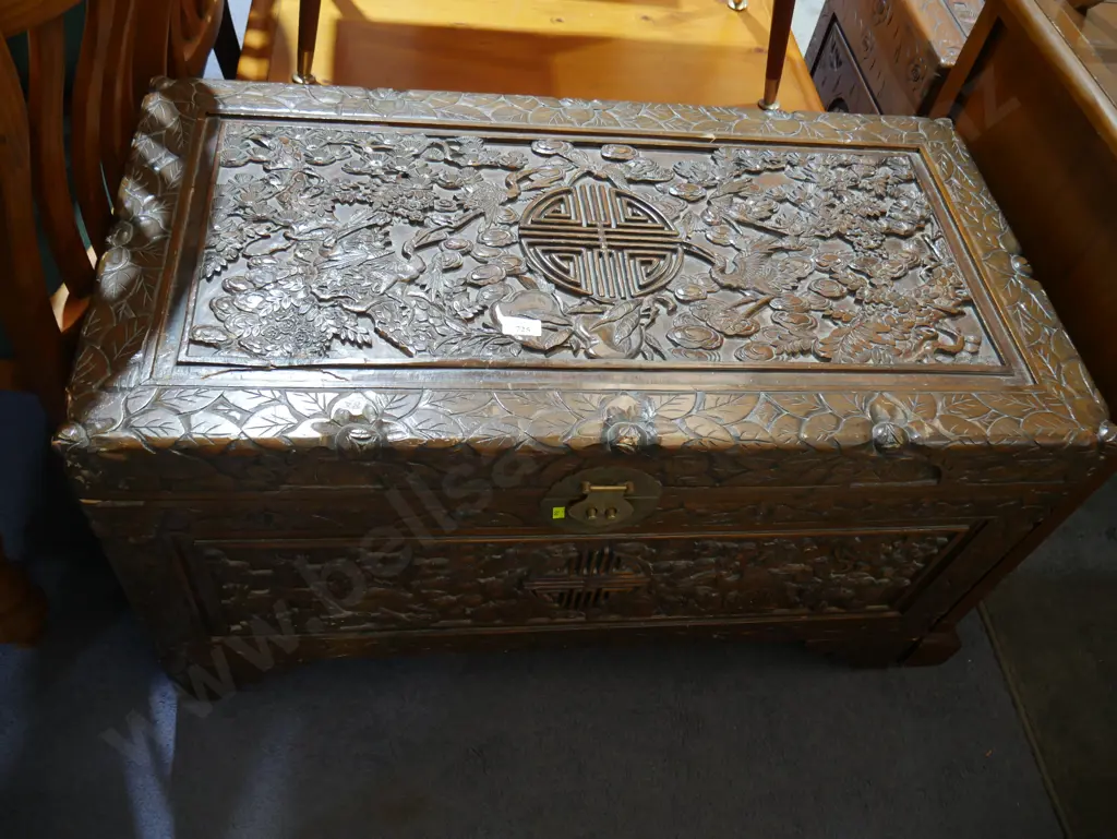 Camphor chest Image 1++