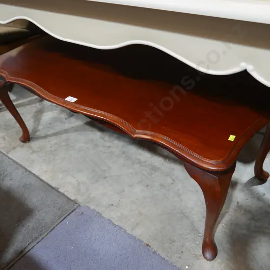 Mahog coffee table