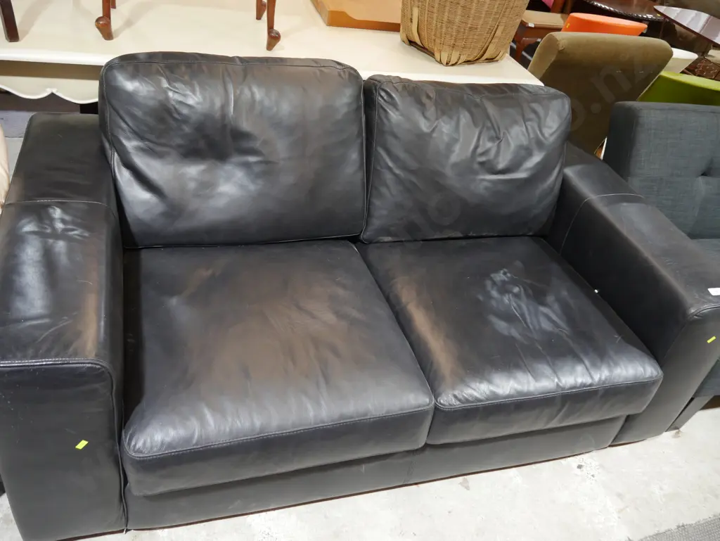 Black leather couch Image 1++