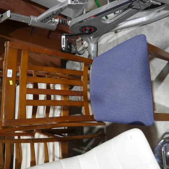 Dining chair