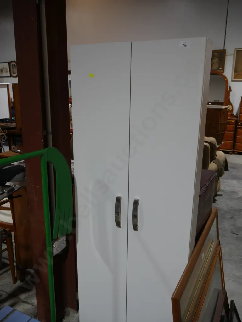 White cabinet Image 1++