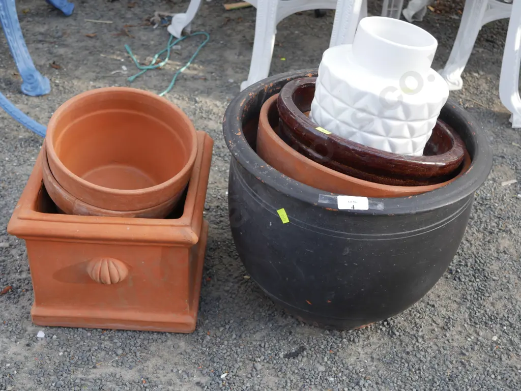 Planter pots Image 1++