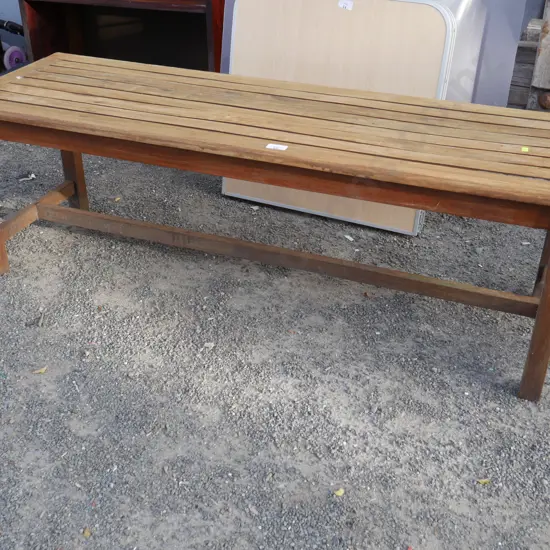 Bench seat