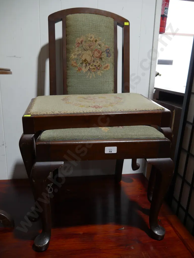 Hall chair and stool Image 1++