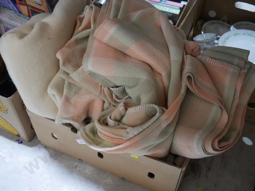 Woolen blankets Image 1++