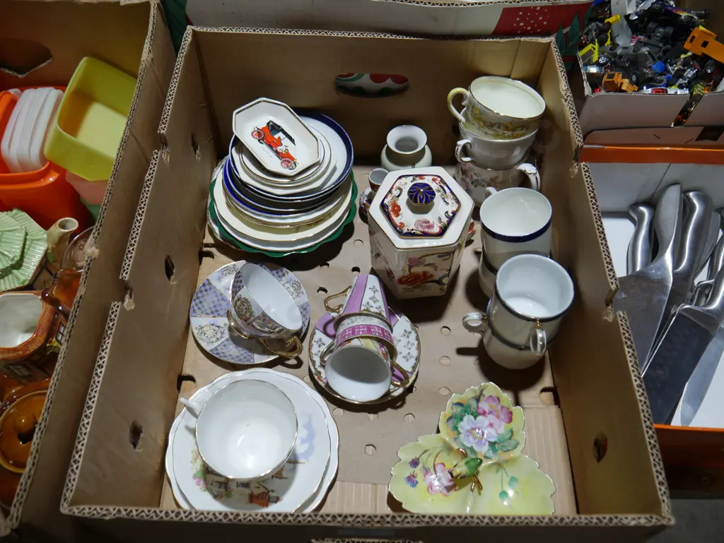 Assorted china Image 1++