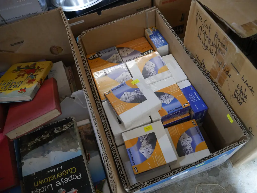 Quantity of stretched canvas's Image 1++