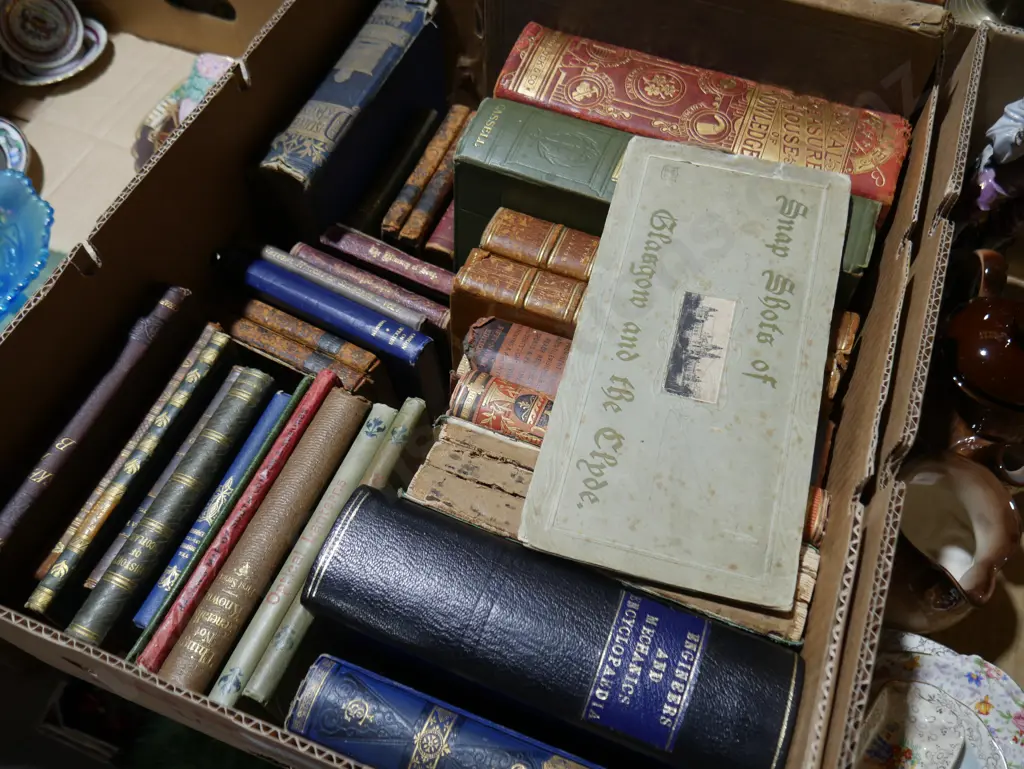 Box of old books Image 1++