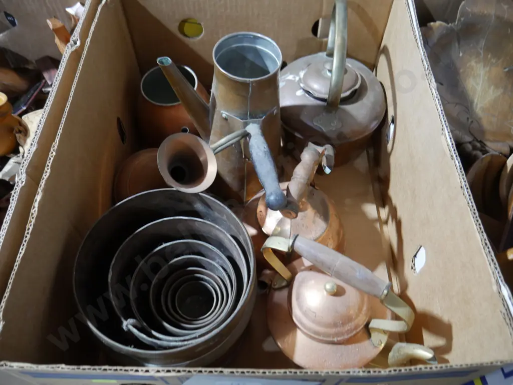 Brass, copper teapots etc Image 1++