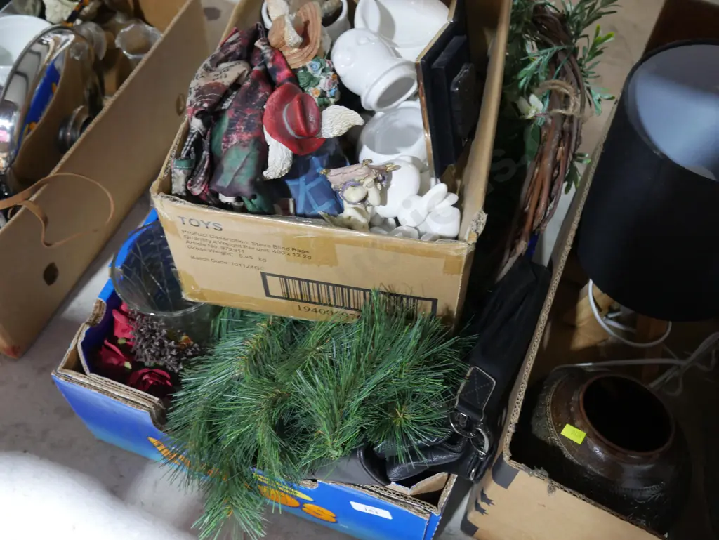 Xmas decorations etc Image 1++