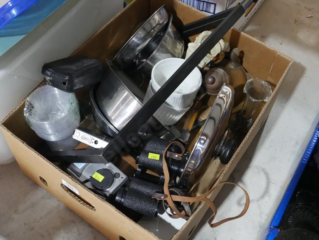 Cameras, pots etc Image 1++
