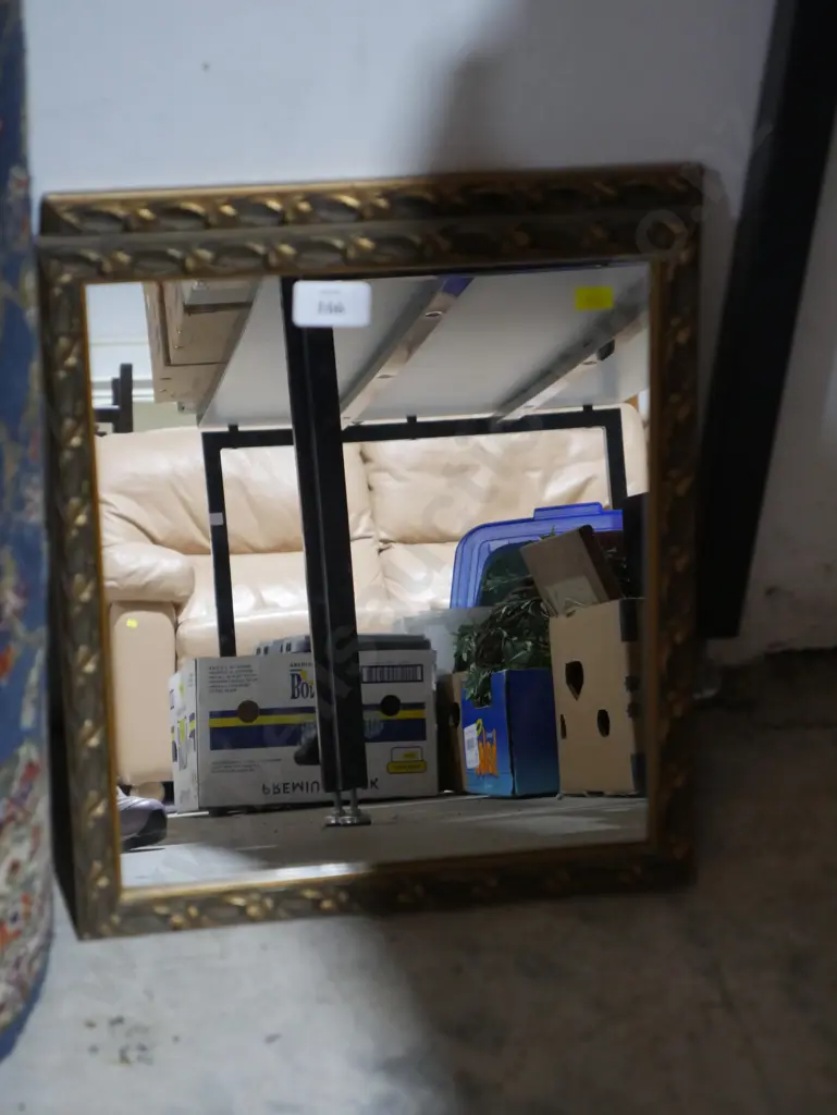 2 wall mirrors Image 1++