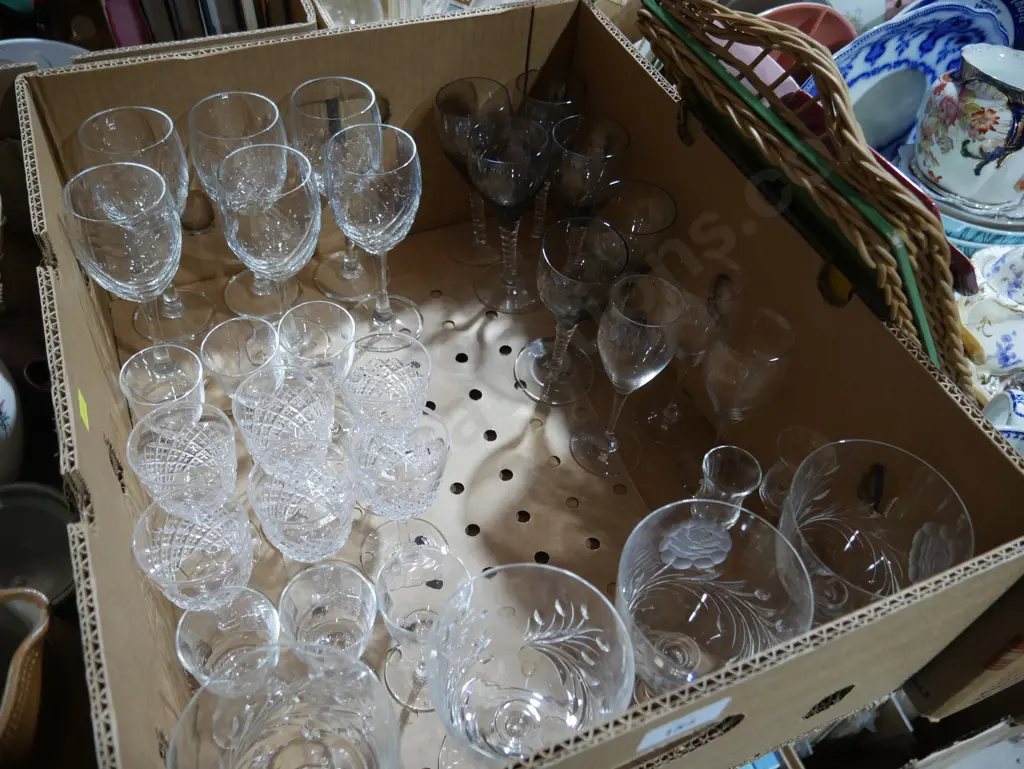 Stemmed glasses Image 1++