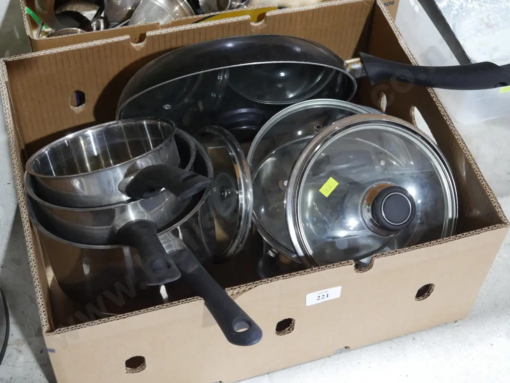 Pots and pans Image 1++