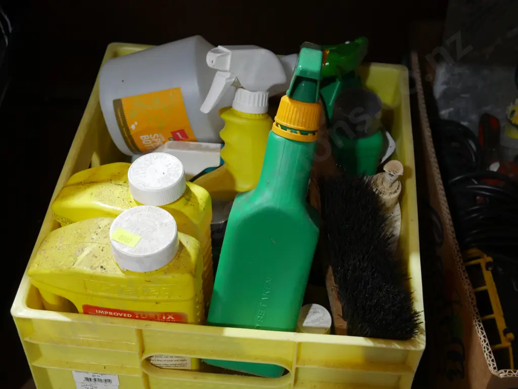 Gardening sundries Image 1++