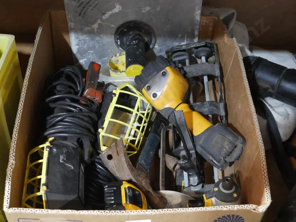 Work lights , impact driver Image 1++