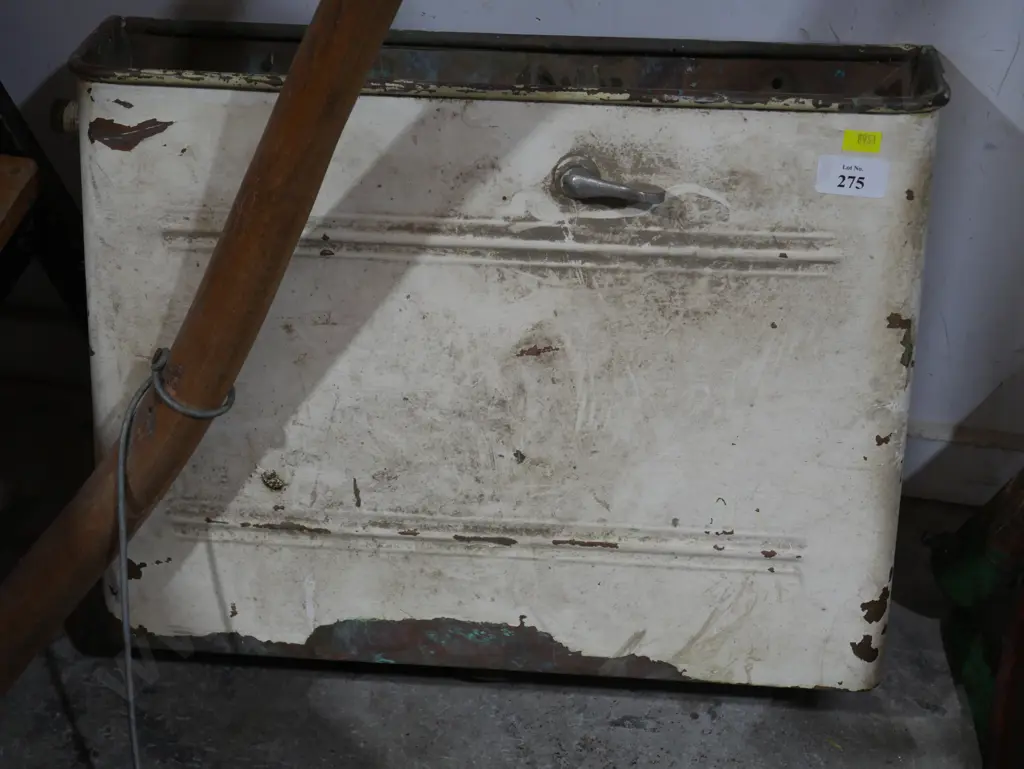 Copper toilet tank Image 1++