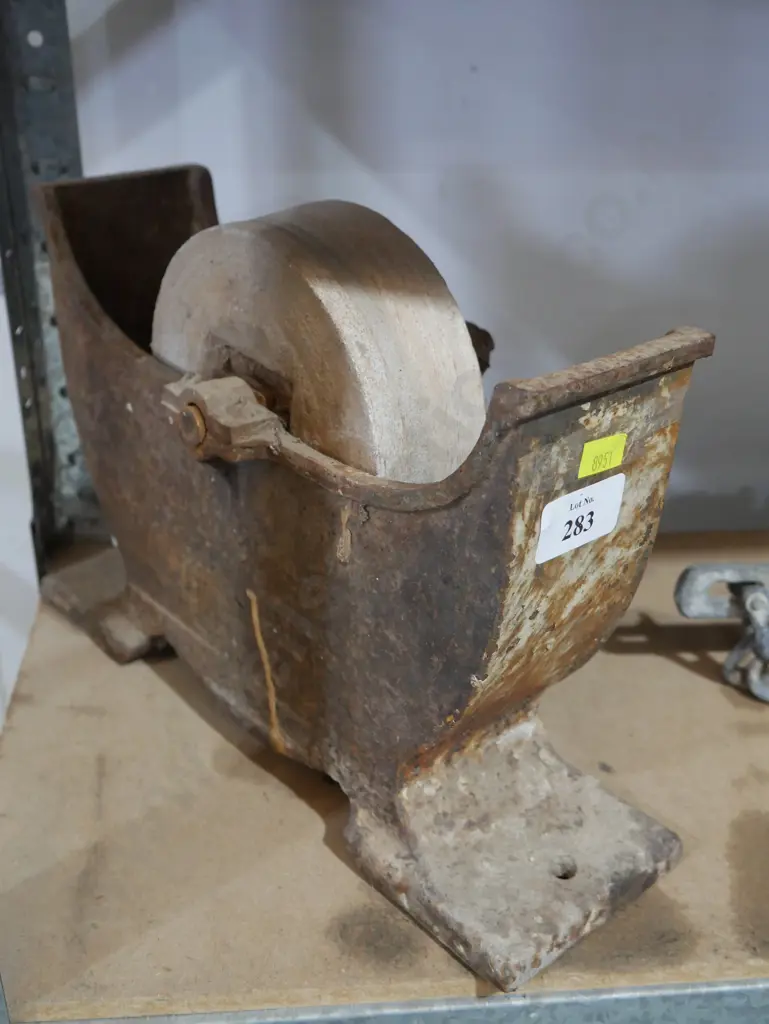 Grinder/ sharpner Image 1++