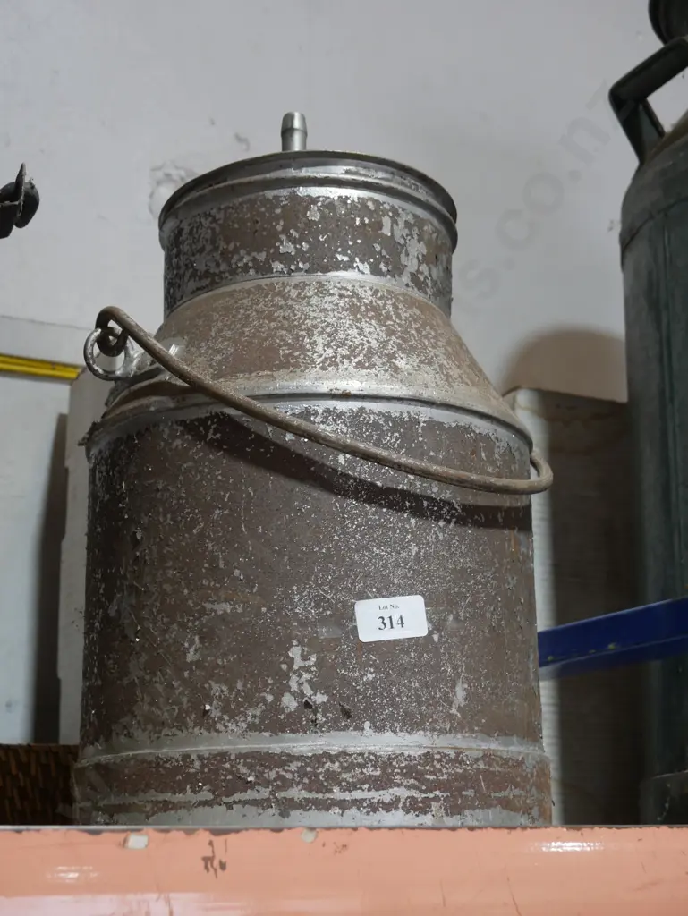 Milk can Image 1++