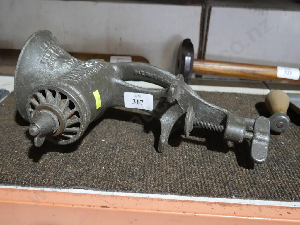 Mincer Image 1++