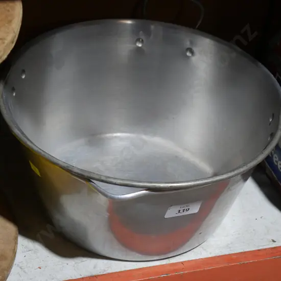 Preserving pan