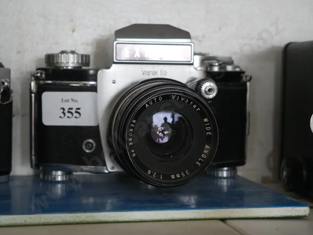 Exakta camera Image 1++