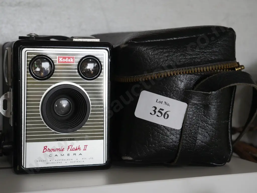 Kodak brownie flash 2 Image 1++