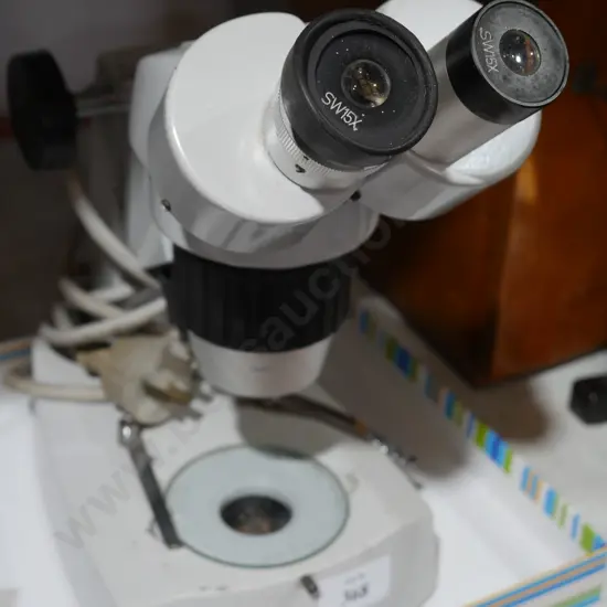 Microscope