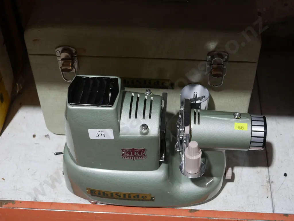 Slide projector Image 1++