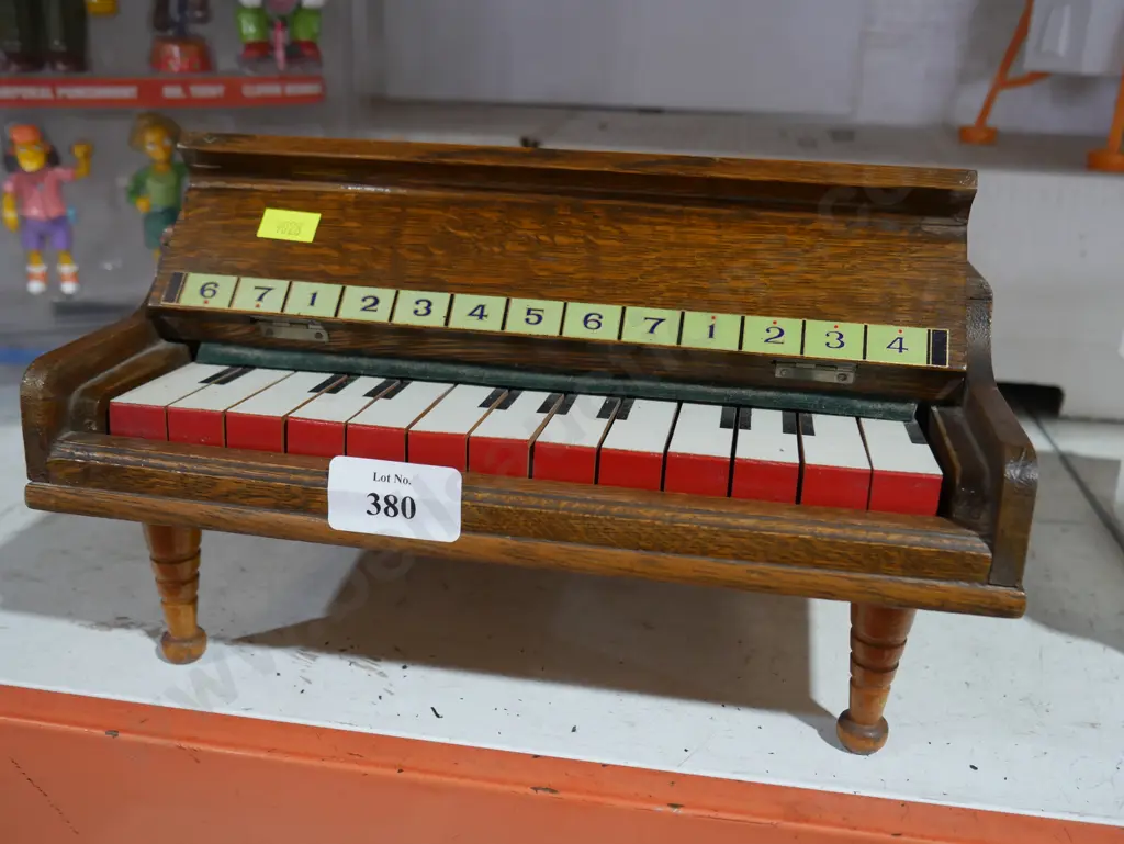 Baby piano Image 1++