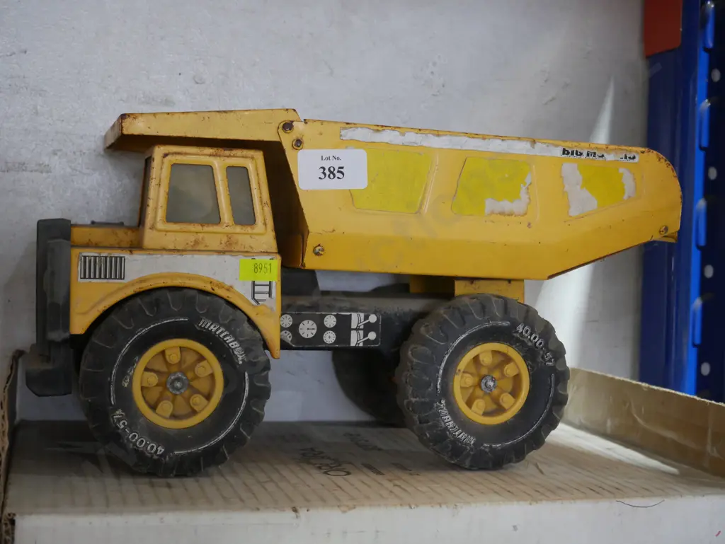 Matchbox dump truck Image 1++