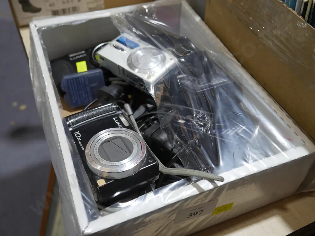 Assorted cameras Image 1++