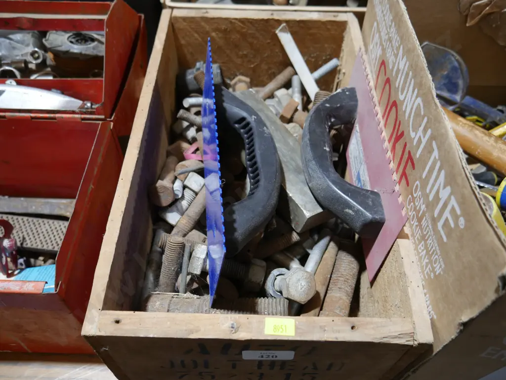 Assorted bolts etc Image 1++