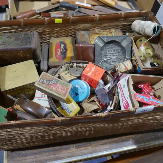 Assorted tins etc