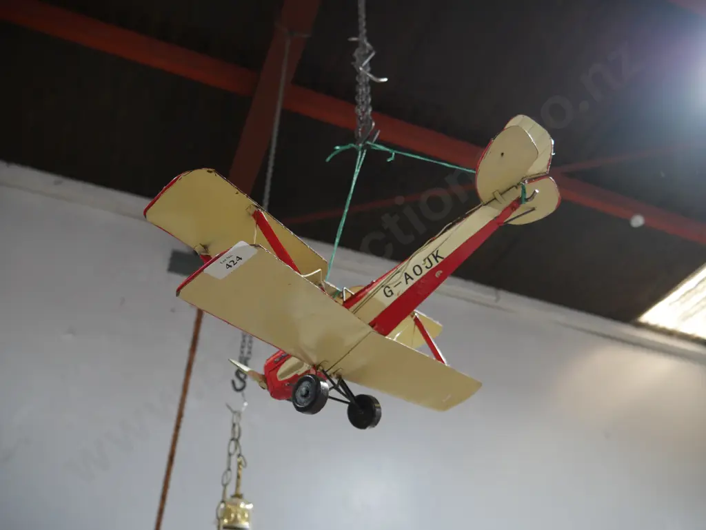 Model plane Image 1++