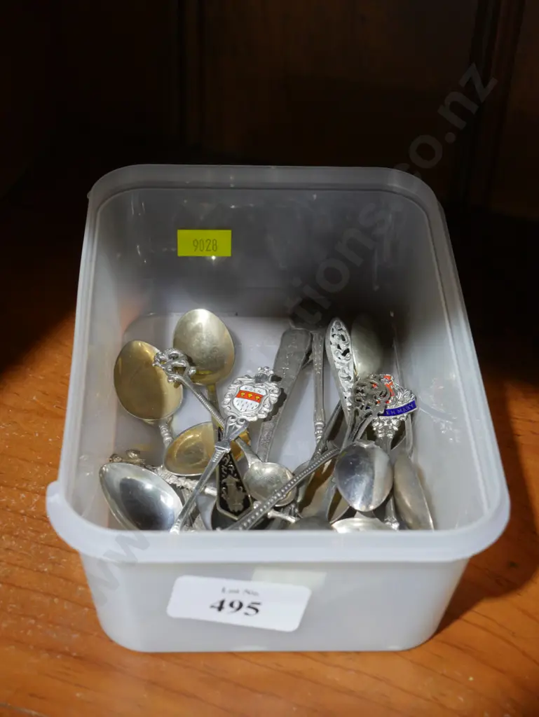 Sterling and other teaspoons Image 1++