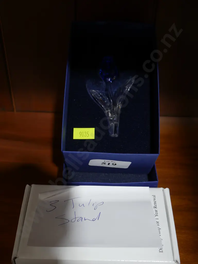 Swarovski tulip, blue Image 1++