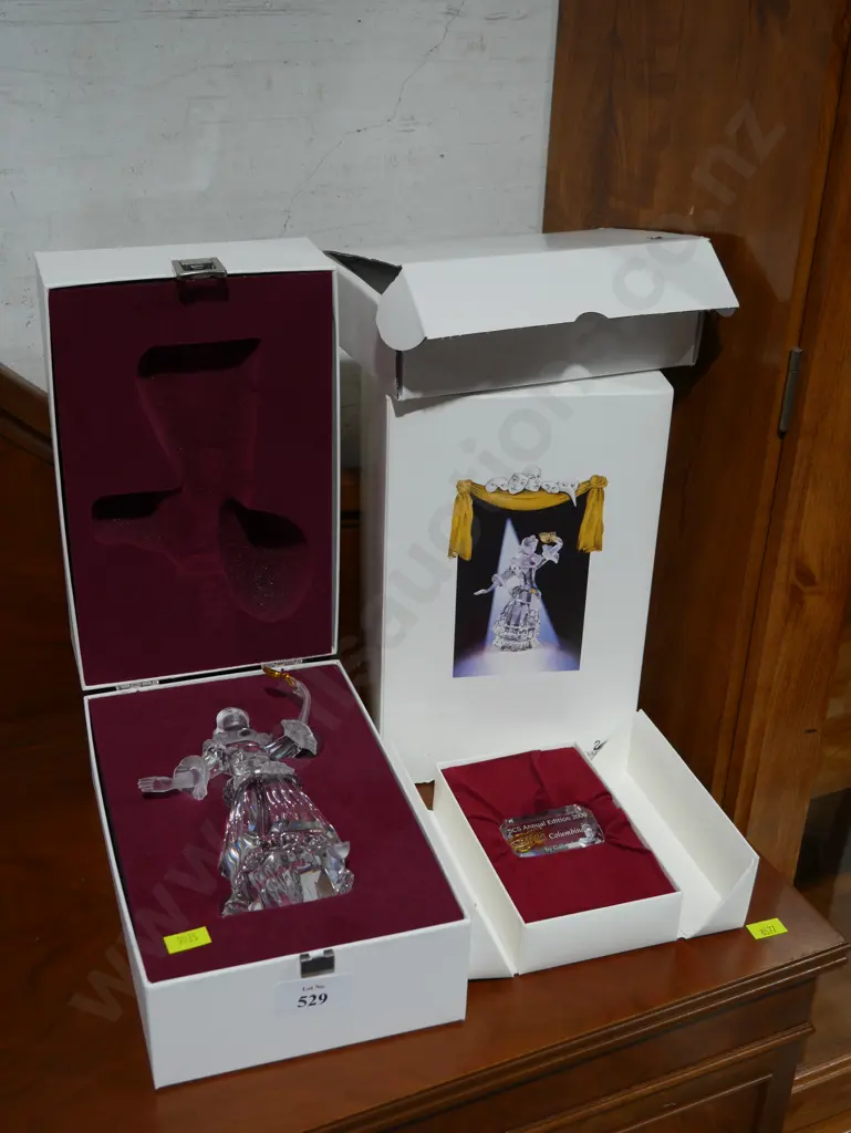 Swarovski Columbine figurine Image 1++
