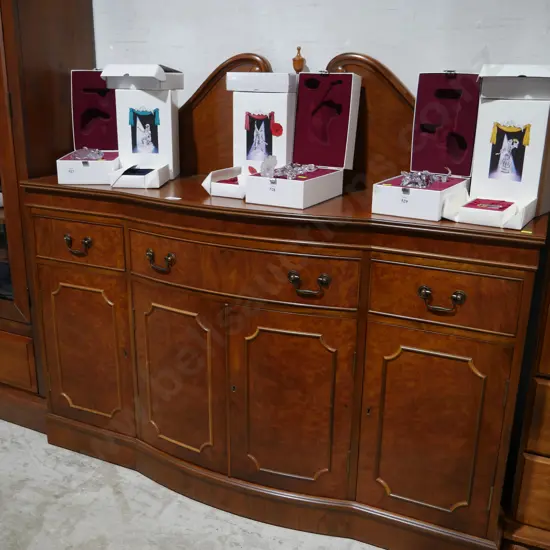 Sideboard
