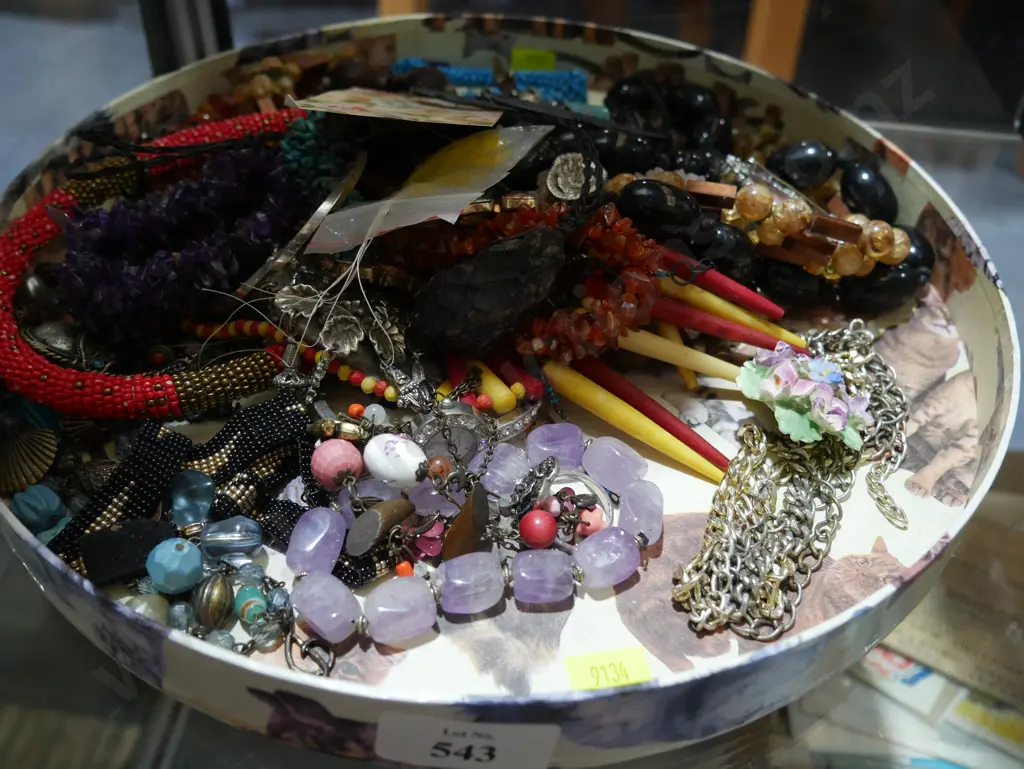 Costume Jewellery Image 1++