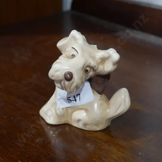 Sylvac dog
