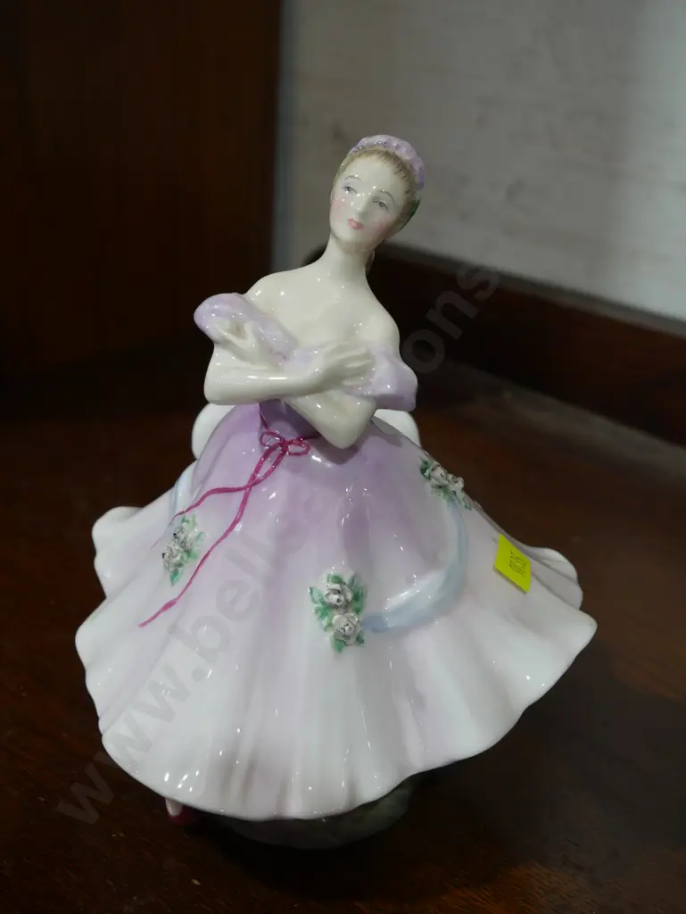 Royal Doulton figurine, the ballerina Image 1++