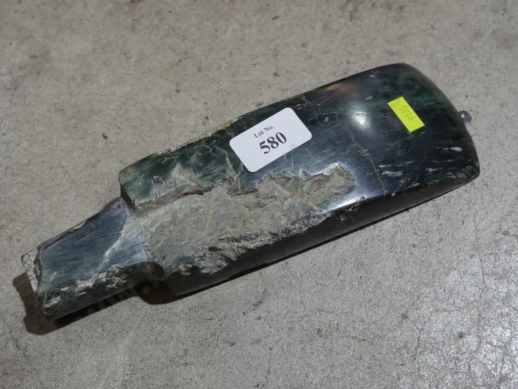 greenstone adze Image 1++