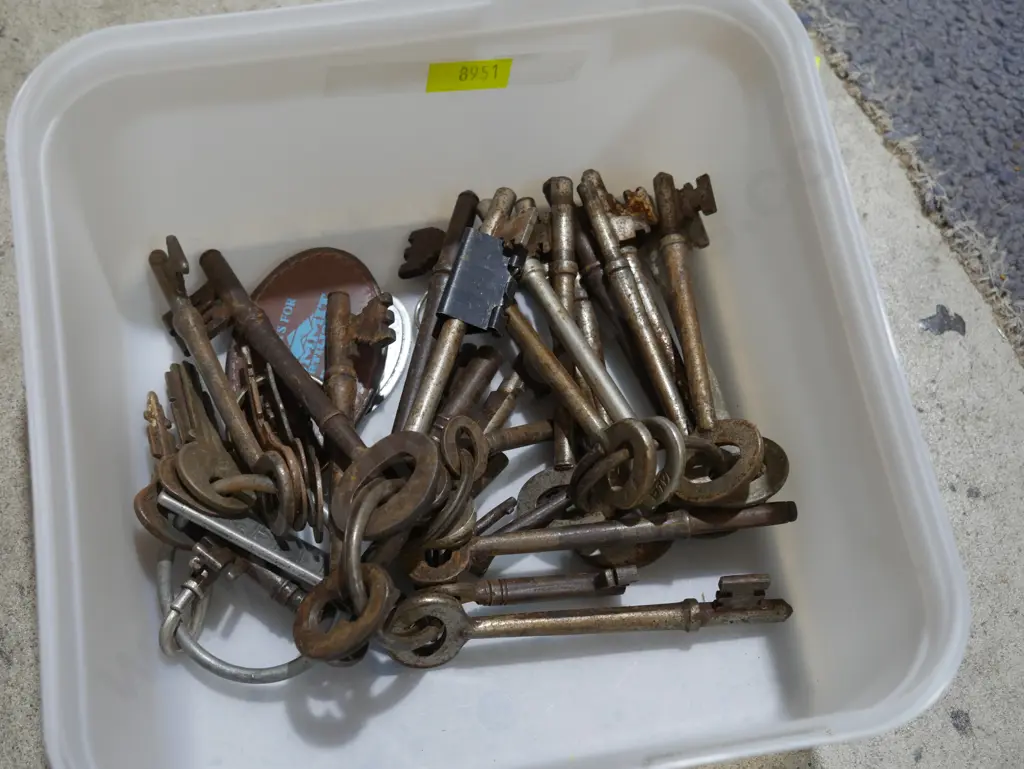 Vintage keys Image 1++