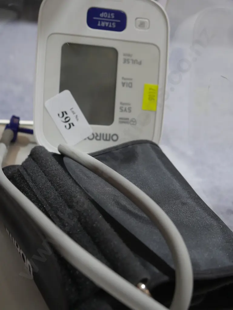 Blood pressure monitor Image 1++